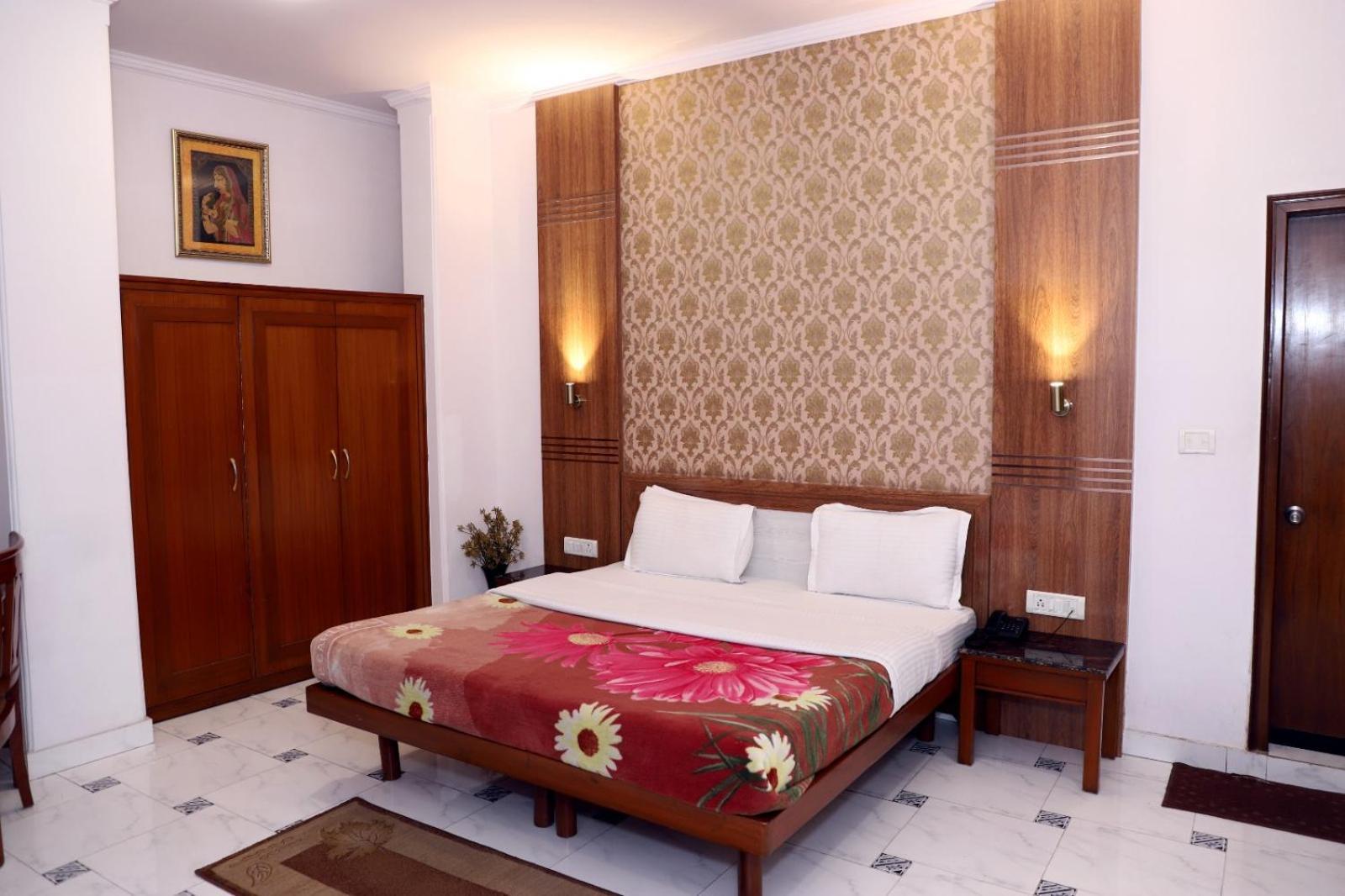 Airport Hotel Nuova Delhi Esterno foto