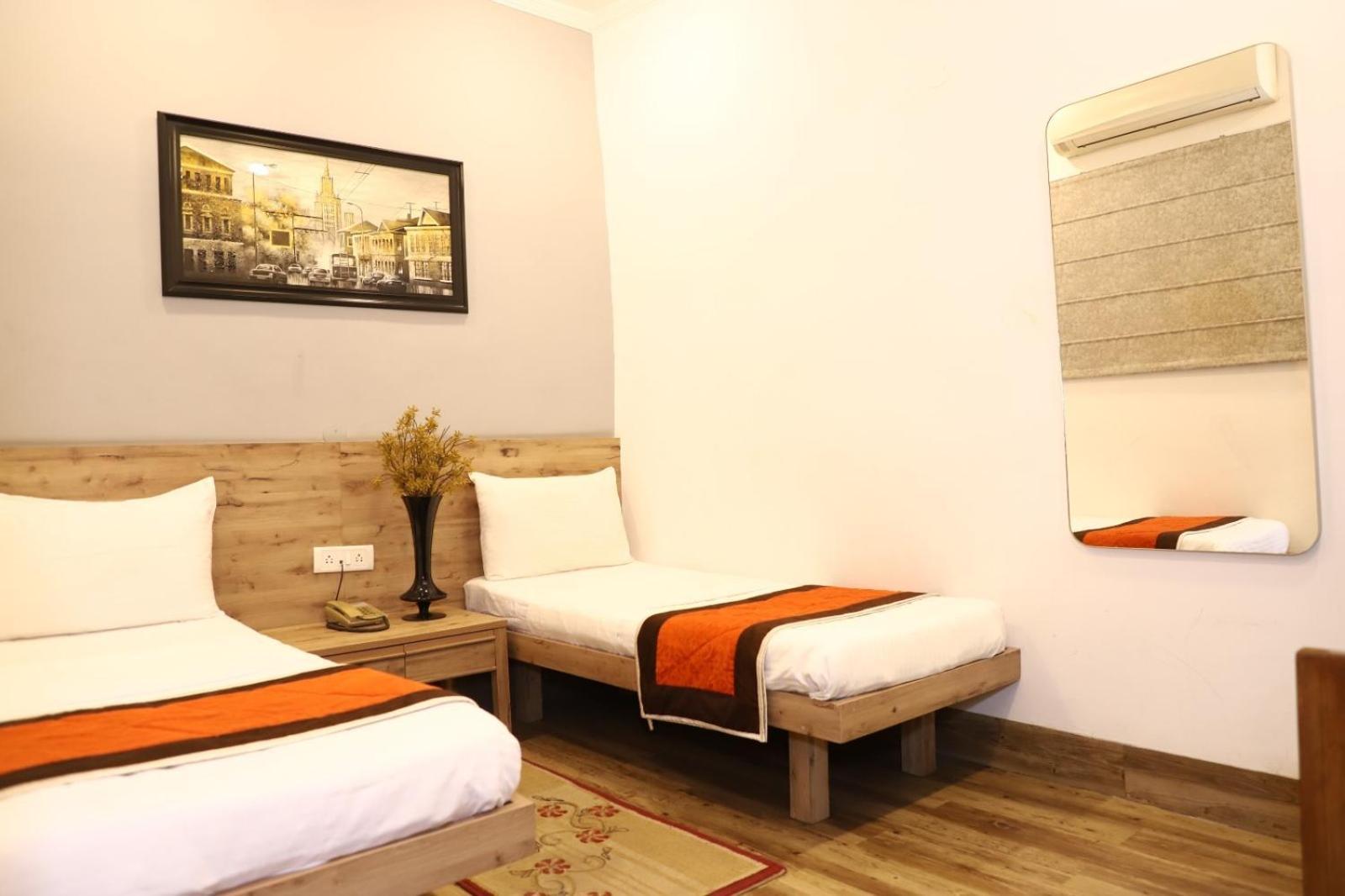 Airport Hotel Nuova Delhi Esterno foto